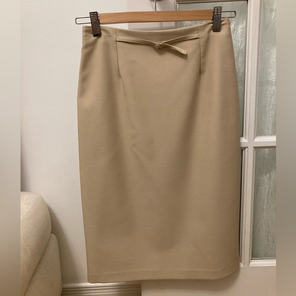 Cue Cream Pencil Skirt with Soft Lining
